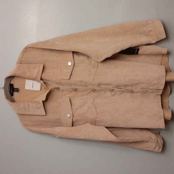 Forever 21 Jackets & Blazers - Forever 21 3X beige corduroy shacket.